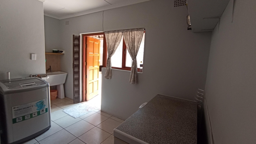 4 Bedroom Property for Sale in Vredenburg Western Cape